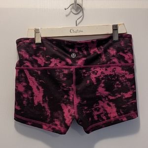 Lululemon tie dye shorts size 6